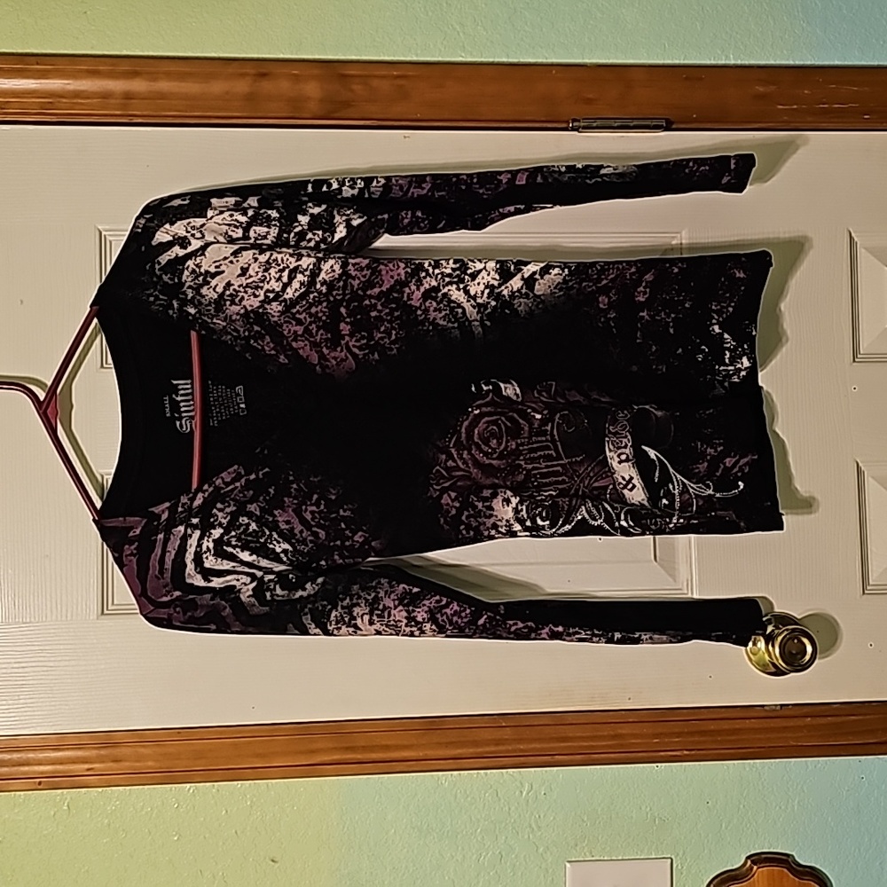 Women's shirt